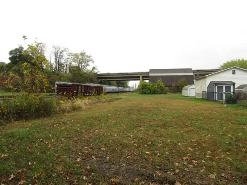 203 E Madison Ave, New Castle, PA 16102 - #2