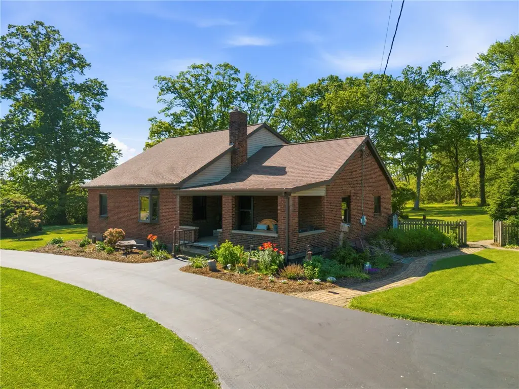 650 Unionville Rd, Butler, PA 16001 - #1
