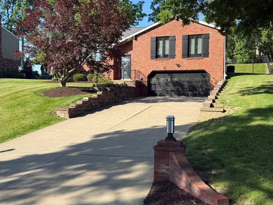 979 Westchester Road, South Park, PA 15129 - #2