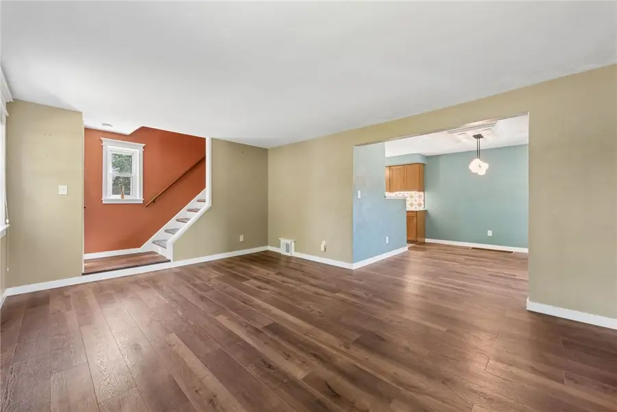 451 Lee Dr, Pittsburgh, PA 15235 - #3