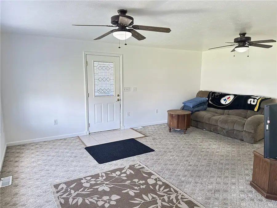 1127 Don St, Monaca, PA 15061 - #2
