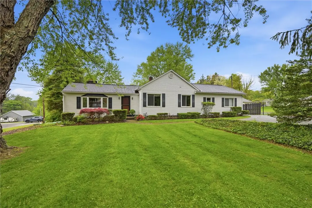 2907 Old Plank Rd, New Castle, PA 16105 - #1