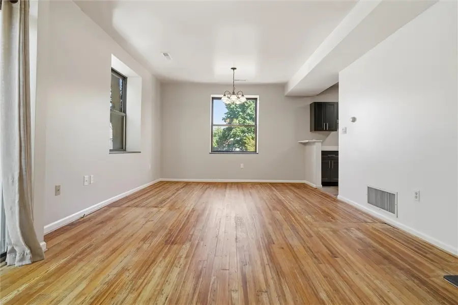 5607 Elmer Street #206, Pittsburgh, PA 15232 - #2