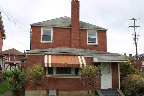 825 Liberty St, Duquesne, PA 15110