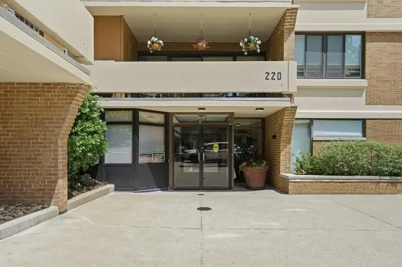 220 N Dithridge #603, Pittsburgh, PA 15201 - #1