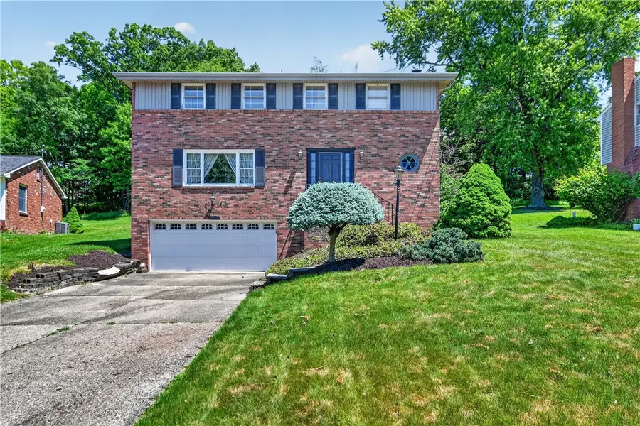 1155 Greenbriar Rd, Bethel Park, PA 15102 - #2