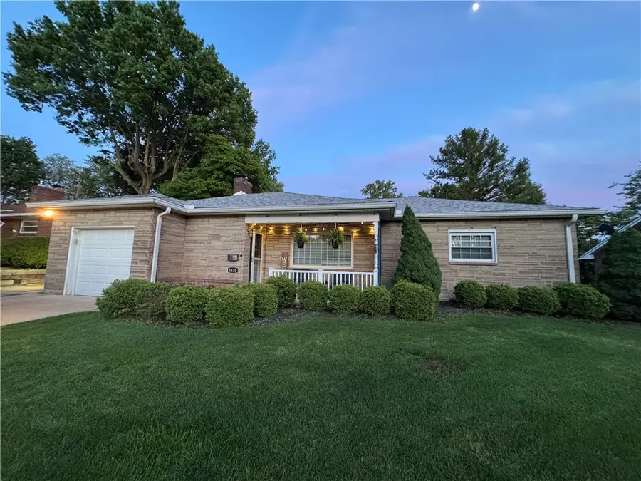 1610 2nd St, Natrona Heights, PA 15065 - #2