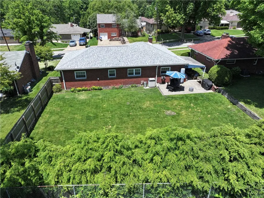 1610 2nd St, Natrona Heights, PA 15065 - #3