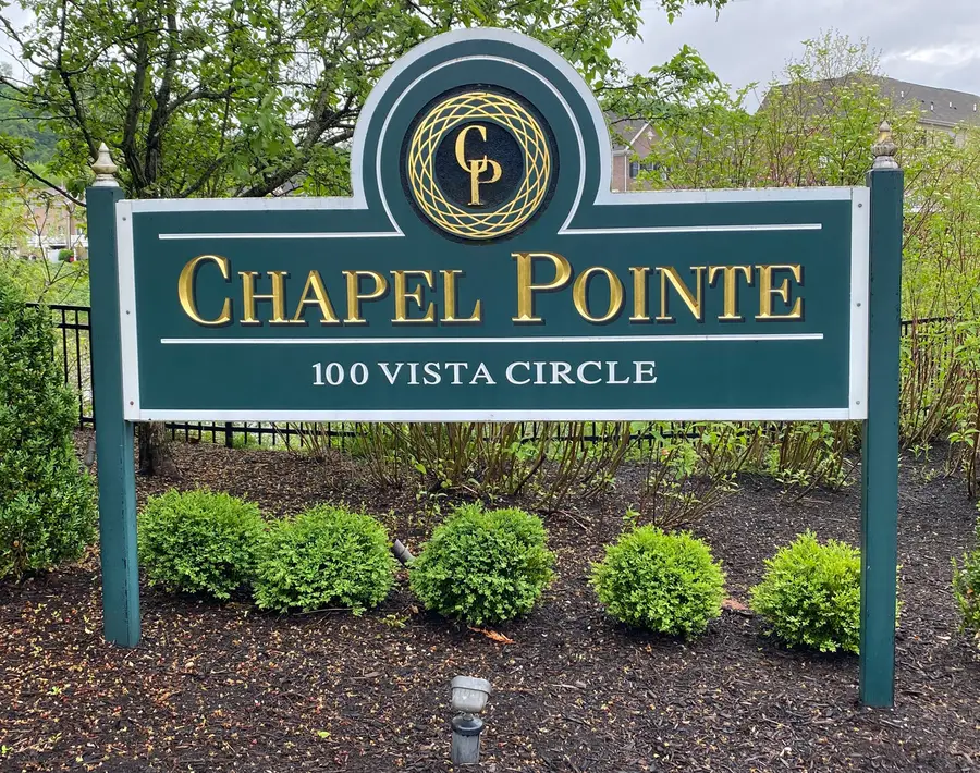 100 Vista Circle #410, Pittsburgh, PA 15238 - #2