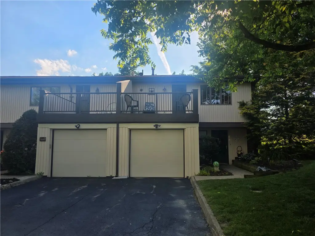 301 Alfred Pl, Greensburg, PA 15601 - #1