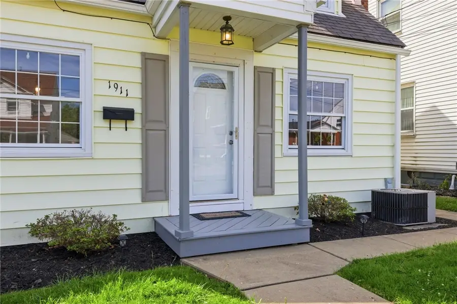 1911 Irwin St, Aliquippa, PA 15001 - #3