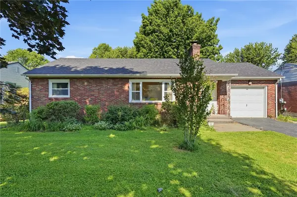 646 S 3rd St, Sharpsville, PA 16150