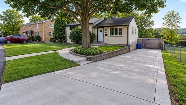 142 Xavier Drive, Verona, PA 15147