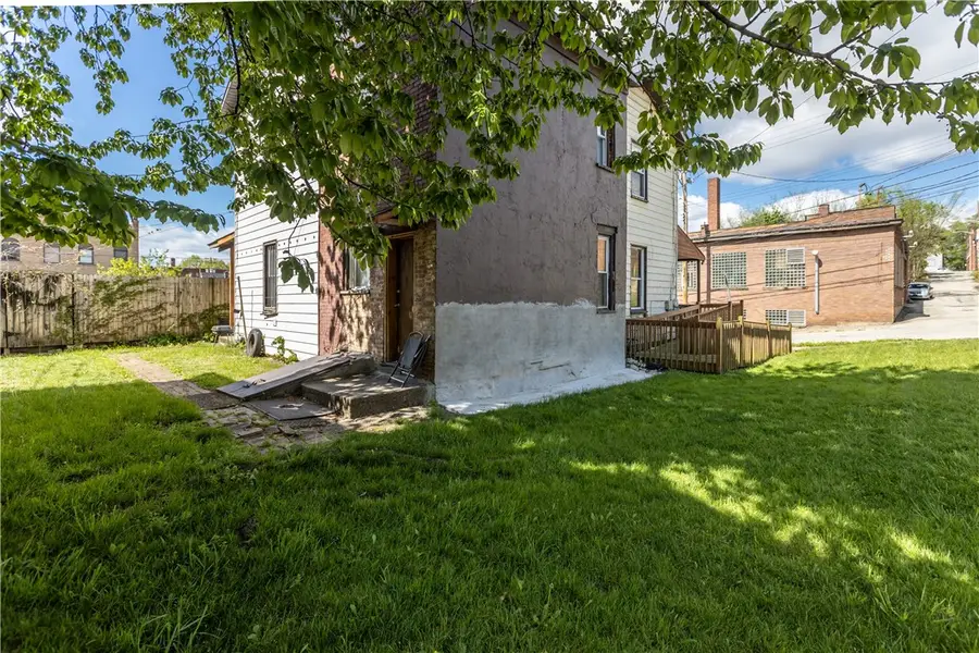 1008 Coal St, Pittsburgh, PA 15221 - #3