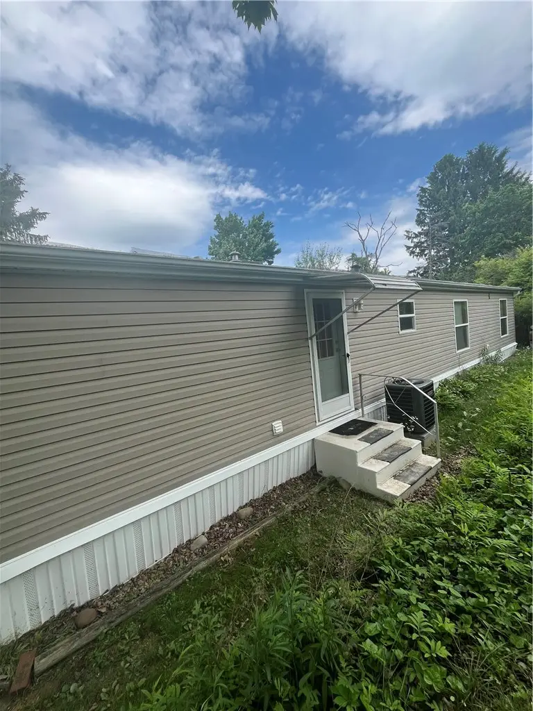 914 Chester Dr, Cranberry, PA 16066 - #2