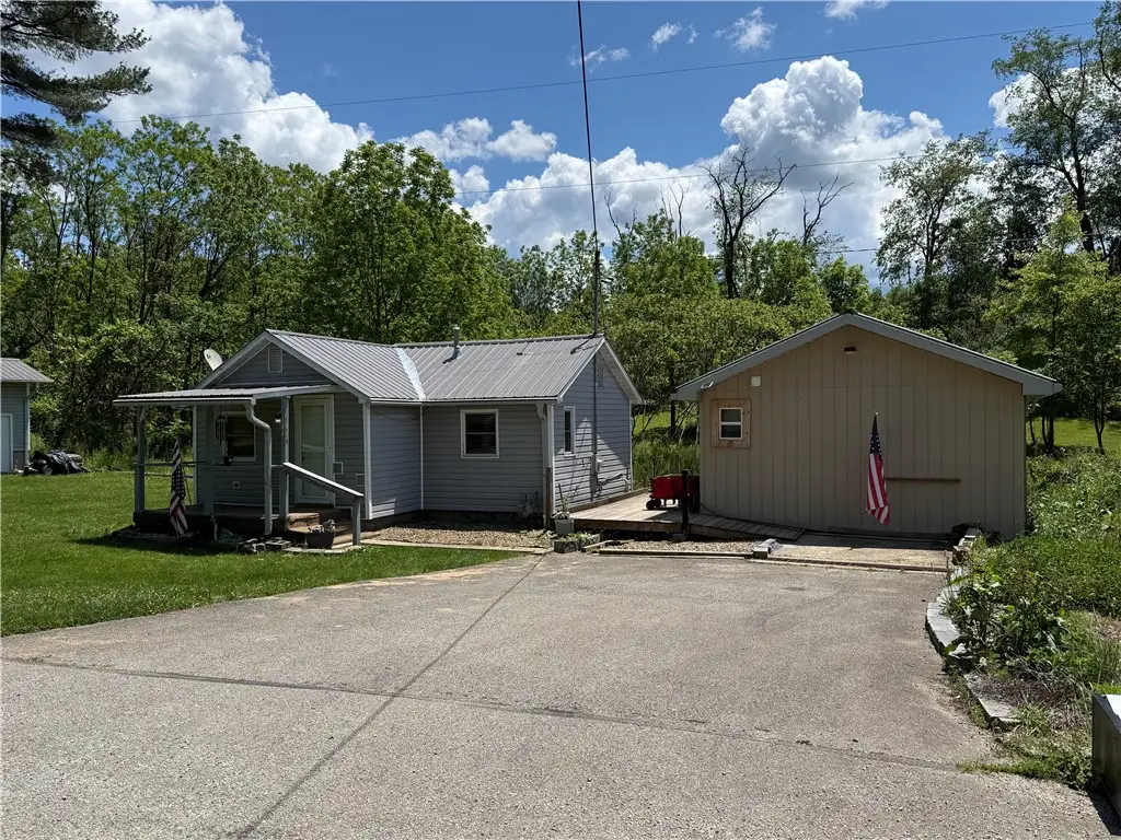 144 Scott Rd, New Salem, PA 15468 - #1
