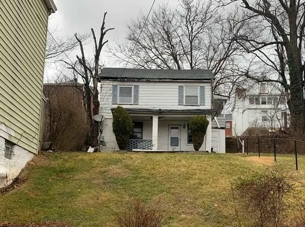 130 Fairview Ave, East Pittsburgh, PA 15112