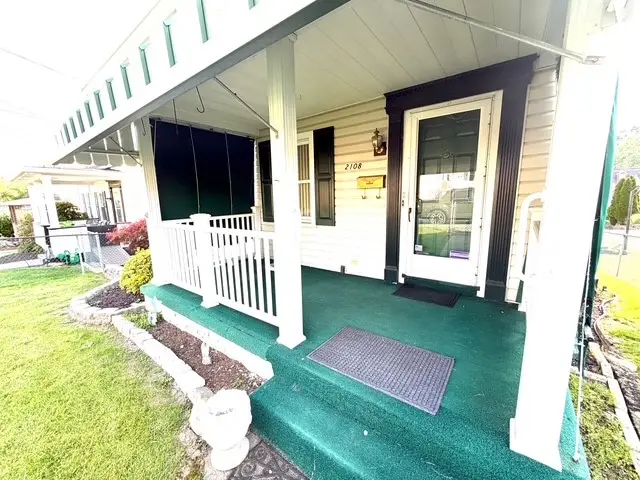 2108 Barnsdale Ave, McKeesport, PA 15132 - #2