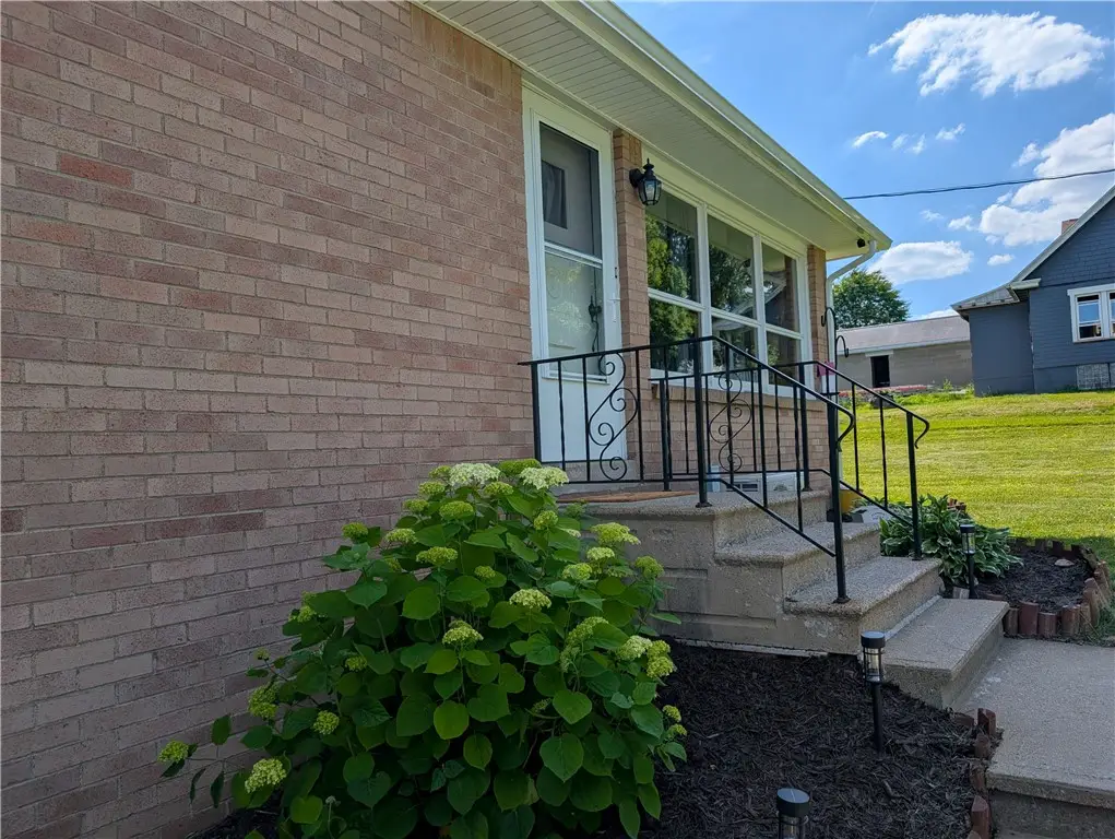 4122 Rte 130, Stahlstown, PA 15687 - #1