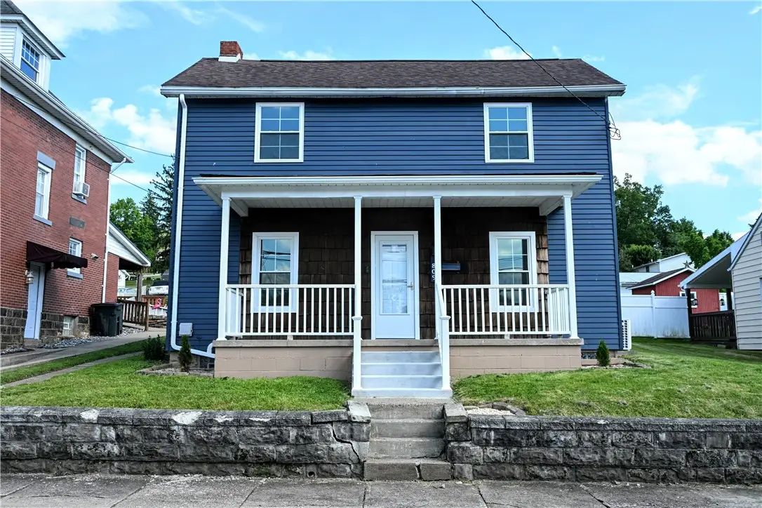 809 Franklin Ave, Connellsville, PA 15425 - #1