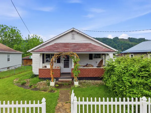 506 Grant Street, Springdale, PA 15144