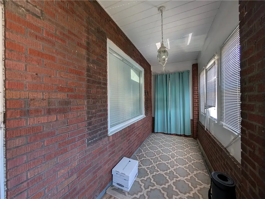 509 Locust St, Turtle Creek, PA 15145 - #2
