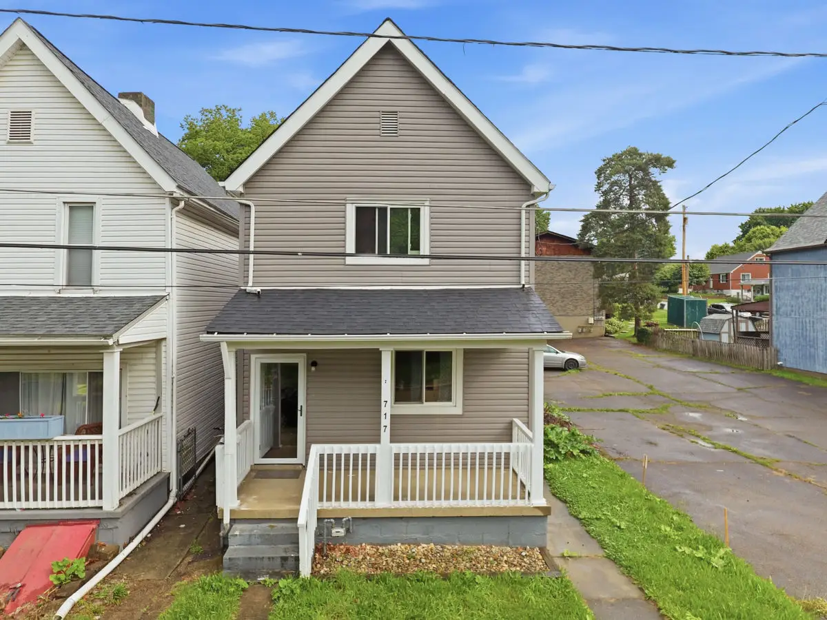 717 Railroad Street, Springdale, PA 15144 - #1