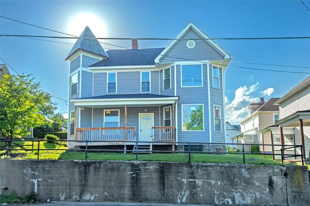 435 N Broadway St, Scottdale, PA 15683 - #1