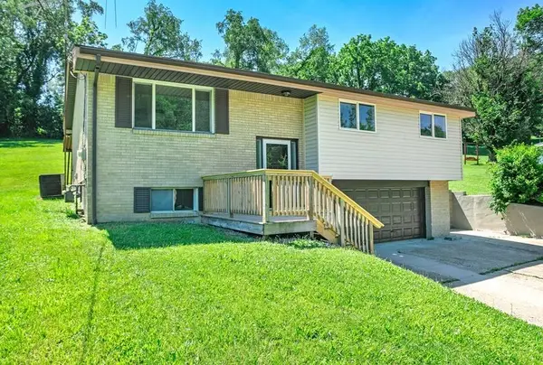 254 Twin Bridges Rd., Charleroi, PA 15022