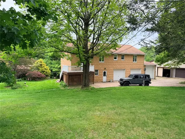96 &100 S Kings Creek Rd, Burgettstown, PA 15021