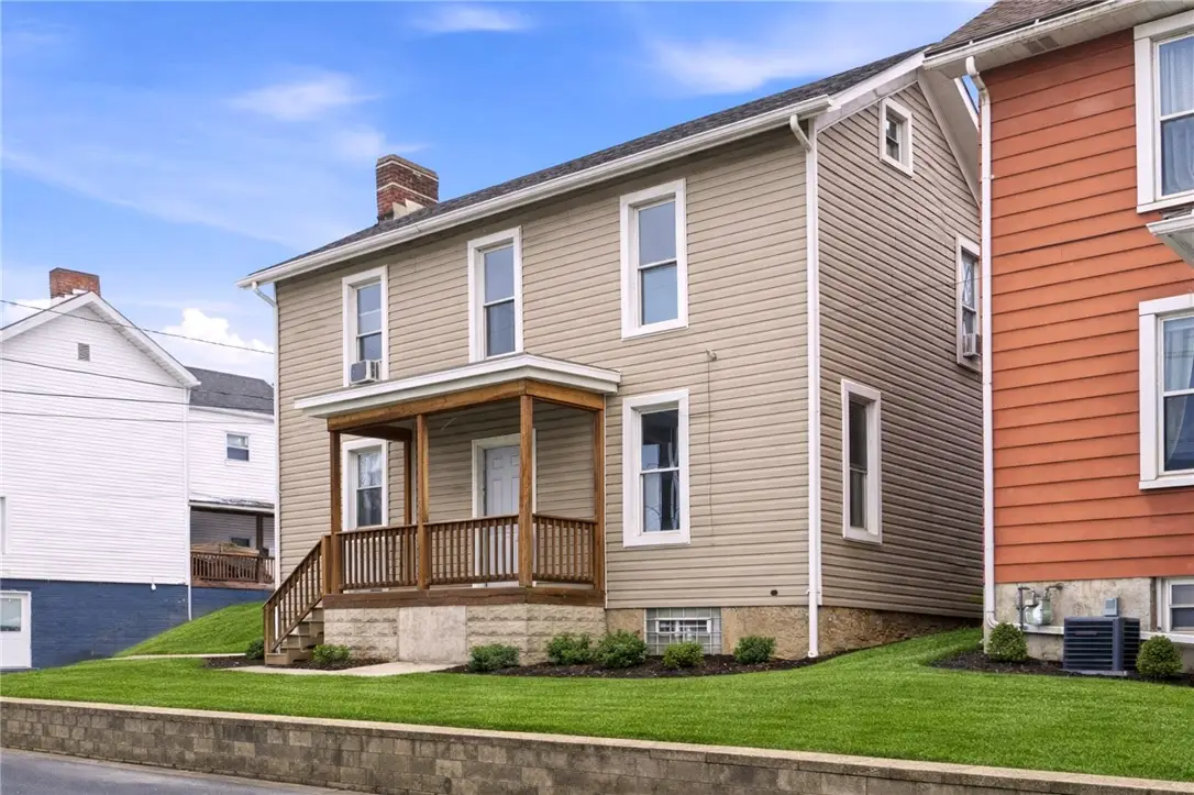 601 Mt Pleasant St, Greensburg, PA 15601 - #1