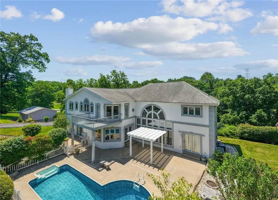 236 Lakewood Rd, Greensburg, PA 15601 - #3