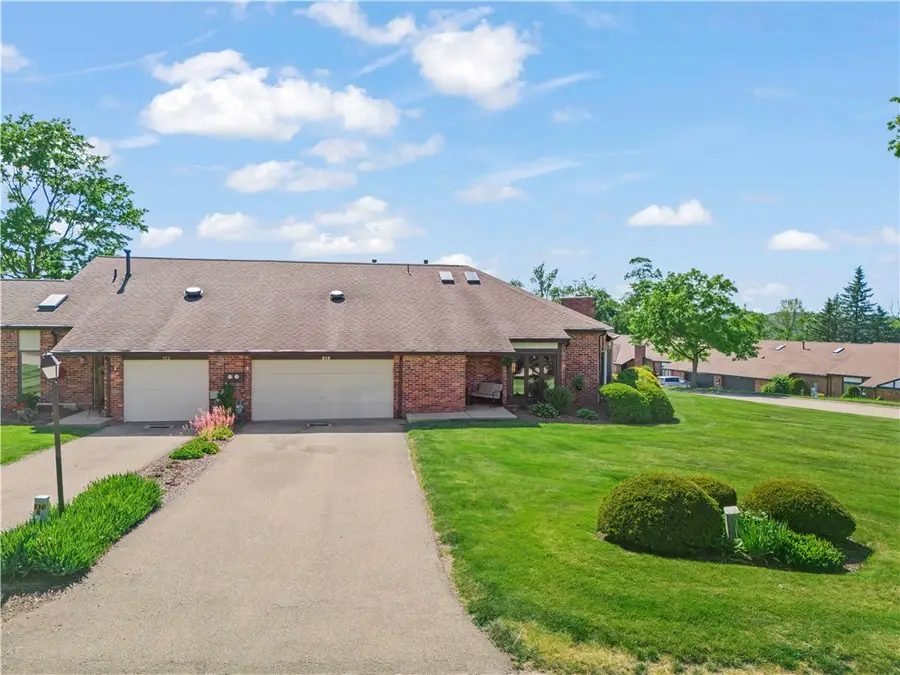 310 Greenwood Dr, Canonsburg, PA 15317 - #2