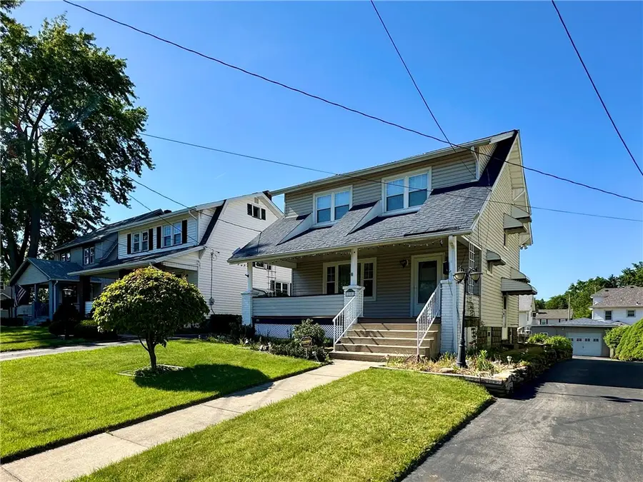 205 E Sheridan Ave, New Castle, PA 16105 - #2