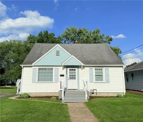721 Tidball Ave, Grove City, PA 16127