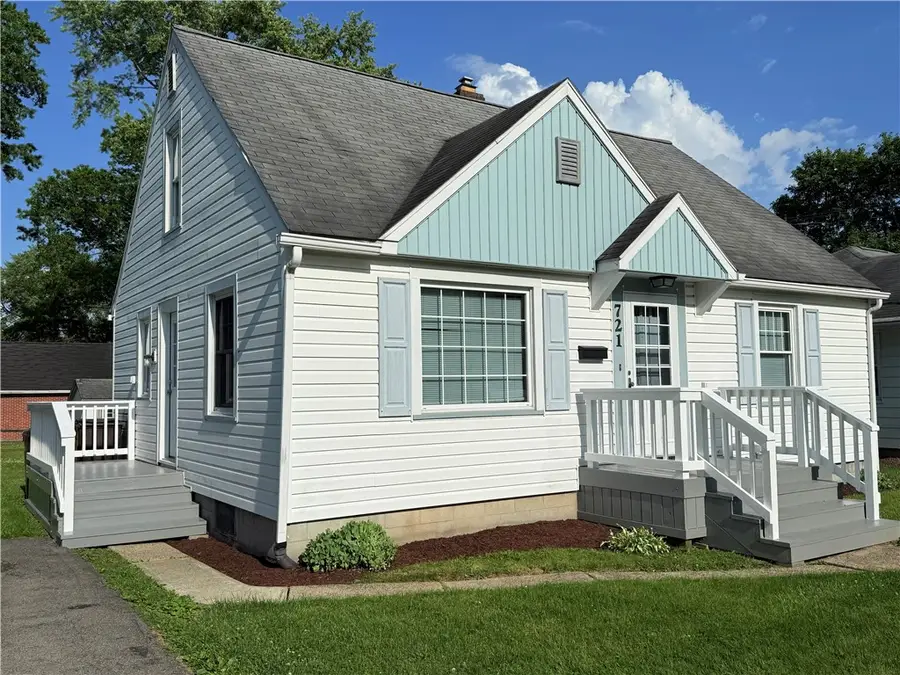 721 Tidball Ave, Grove City, PA 16127 - #2