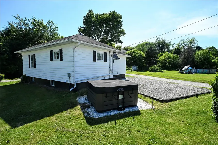 620 Eleanor Ave, Scottdale, PA 15683 - #3