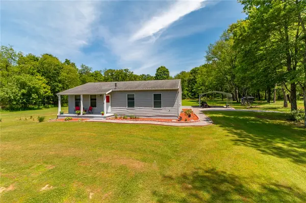 290 Blackstone Rd, Leechburg, PA 15656