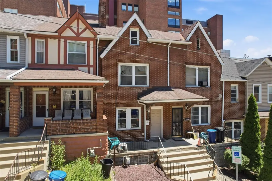 134 Chesterfield Rd, Pittsburgh, PA 15213 - #1