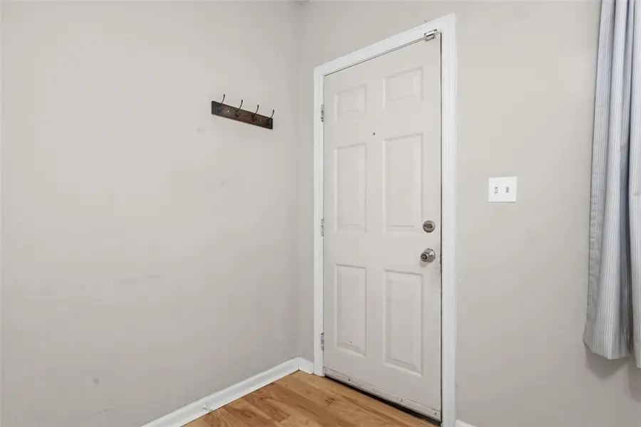 134 Chesterfield Rd, Pittsburgh, PA 15213 - #3