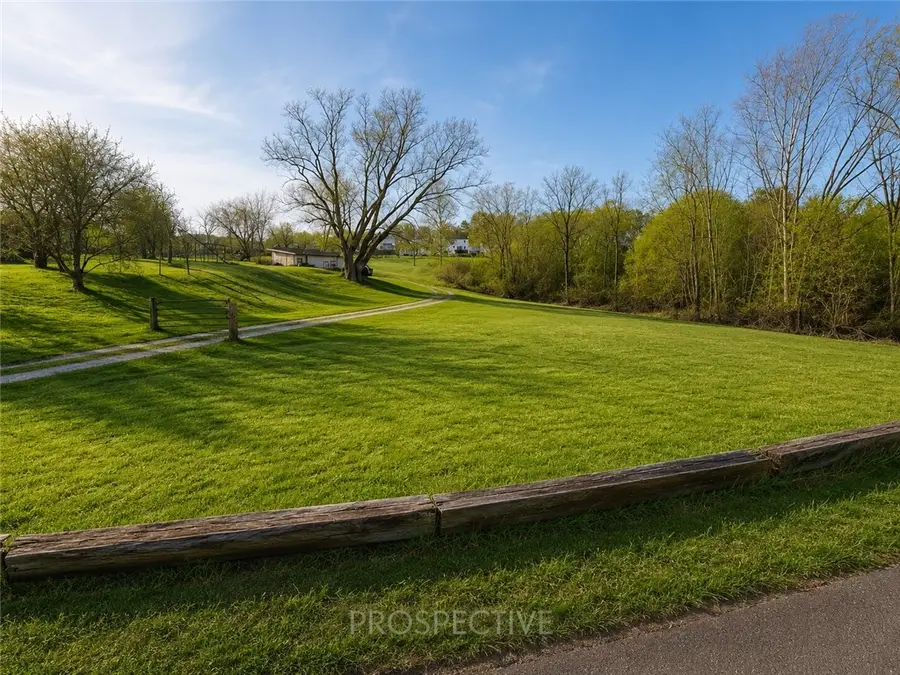 23 Hogsett Ln, Uniontown, PA 15401 - #2
