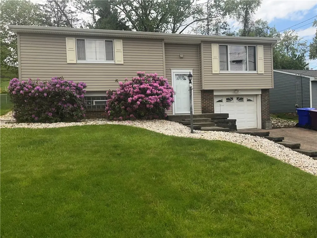 512 Malabar Drive, Pittsburgh, PA 15239 - #1