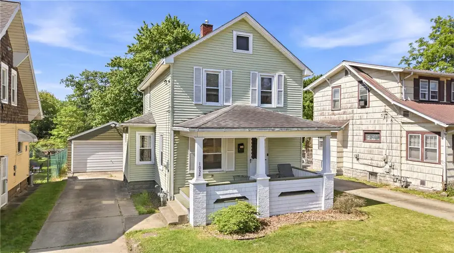 1032 Griswold St, Sharon, PA 16146 - #2