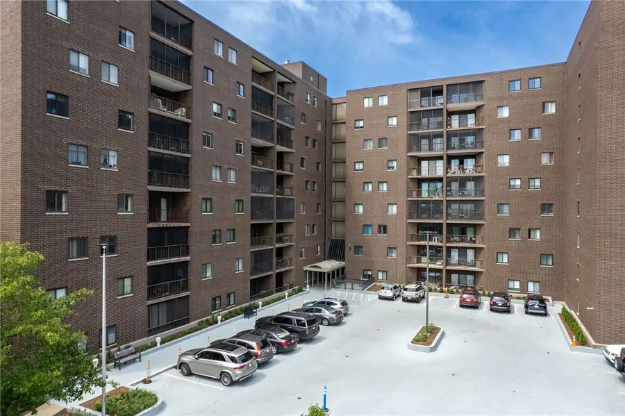 5600 Munhall Rd #201, Pittsburgh, PA 15217 - #3