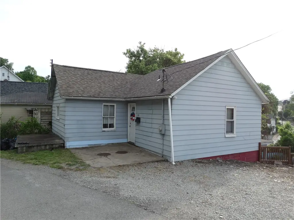 114 Beallsville Rd, Bentleyville, PA 15314 - #1