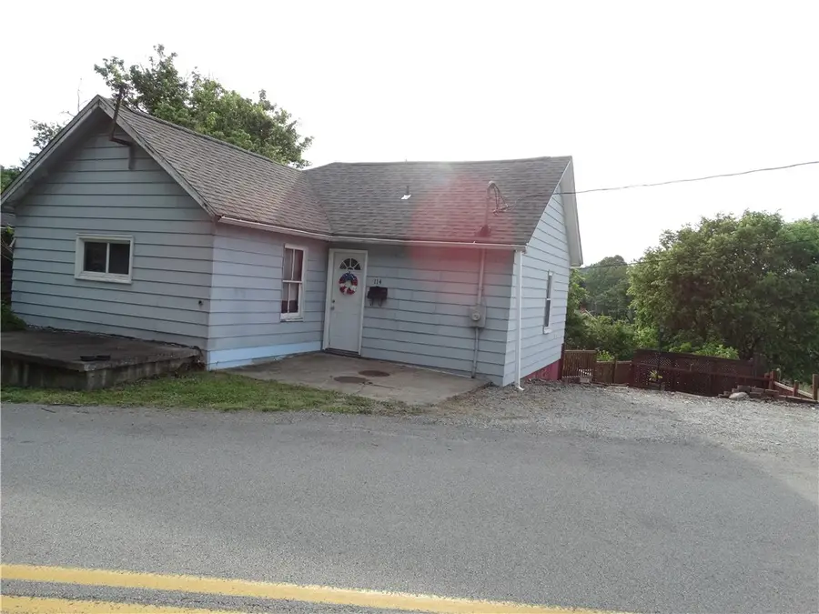 114 Beallsville Rd, Bentleyville, PA 15314 - #2