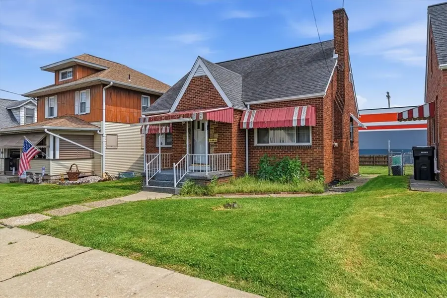 2213 Mcminn Street, Aliquippa, PA 15001 - #3
