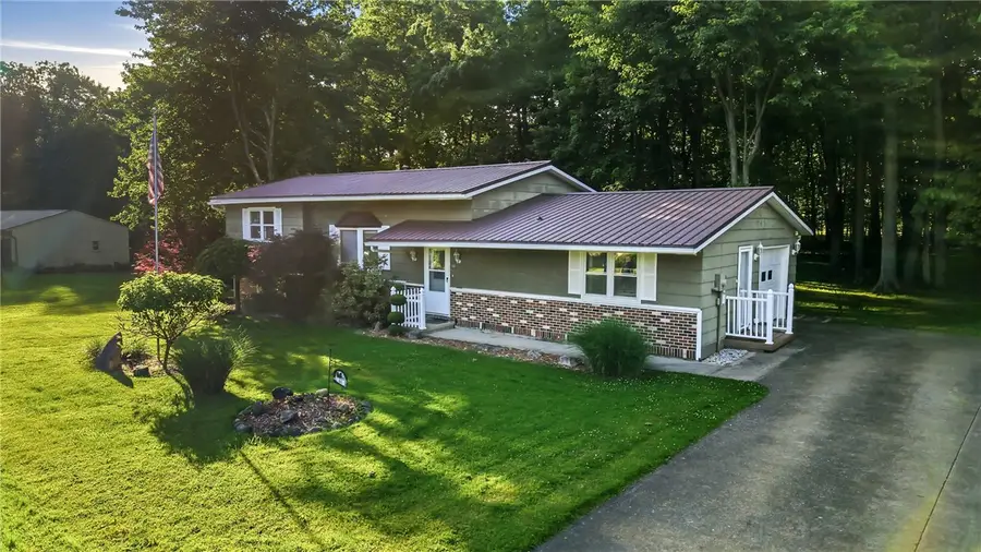 48 Bentley Ave, Greenville, PA 16125 - #2