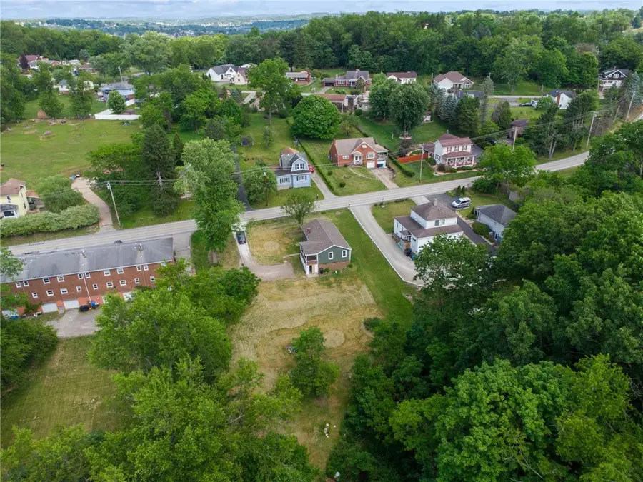 690 Brownstown Rd, North Huntingdon, PA 15647 - #2