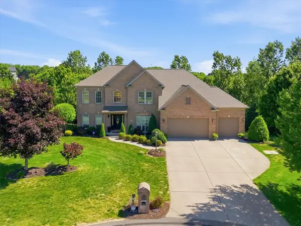 105 Morning Mist Dr, Aliquippa, PA 15001